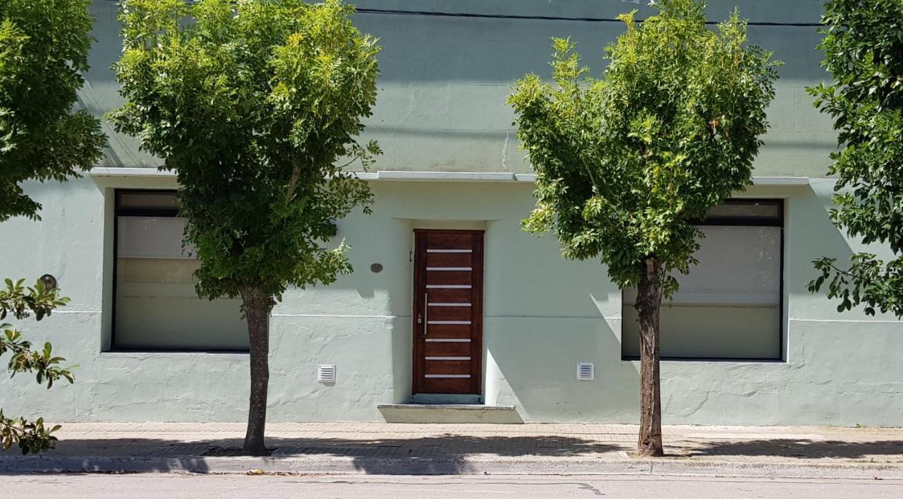 Glamaue Carhue Εξωτερικό φωτογραφία